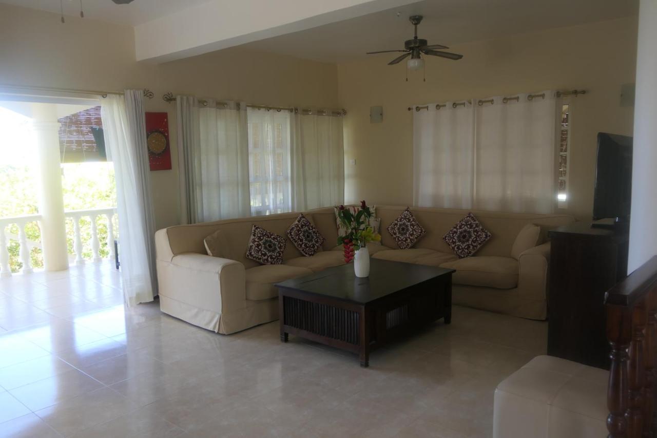 빅토리아 Tropical Garden Self Catering 빌라 외부 사진