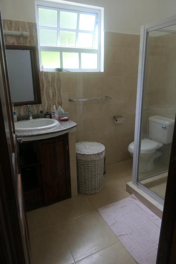 빅토리아 Tropical Garden Self Catering 빌라 외부 사진