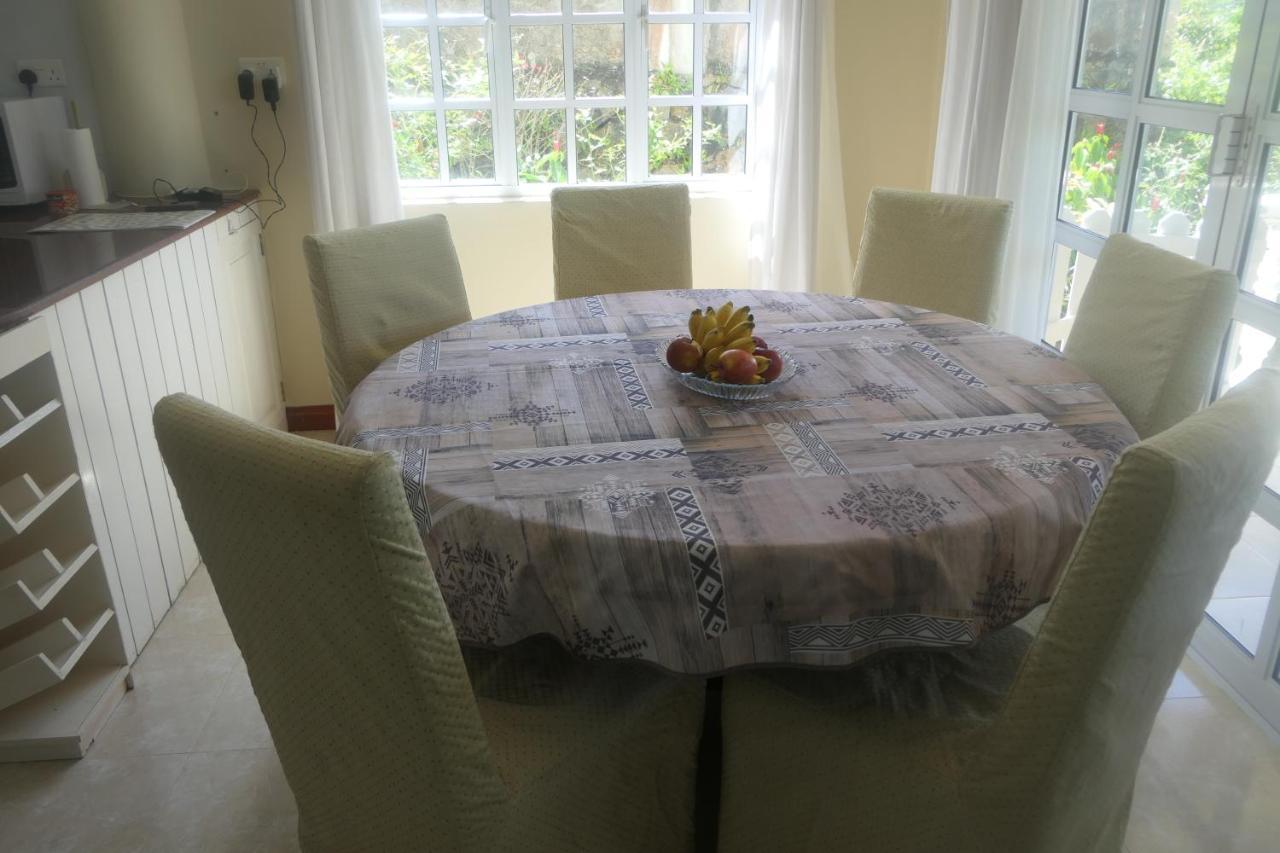 빅토리아 Tropical Garden Self Catering 빌라 외부 사진