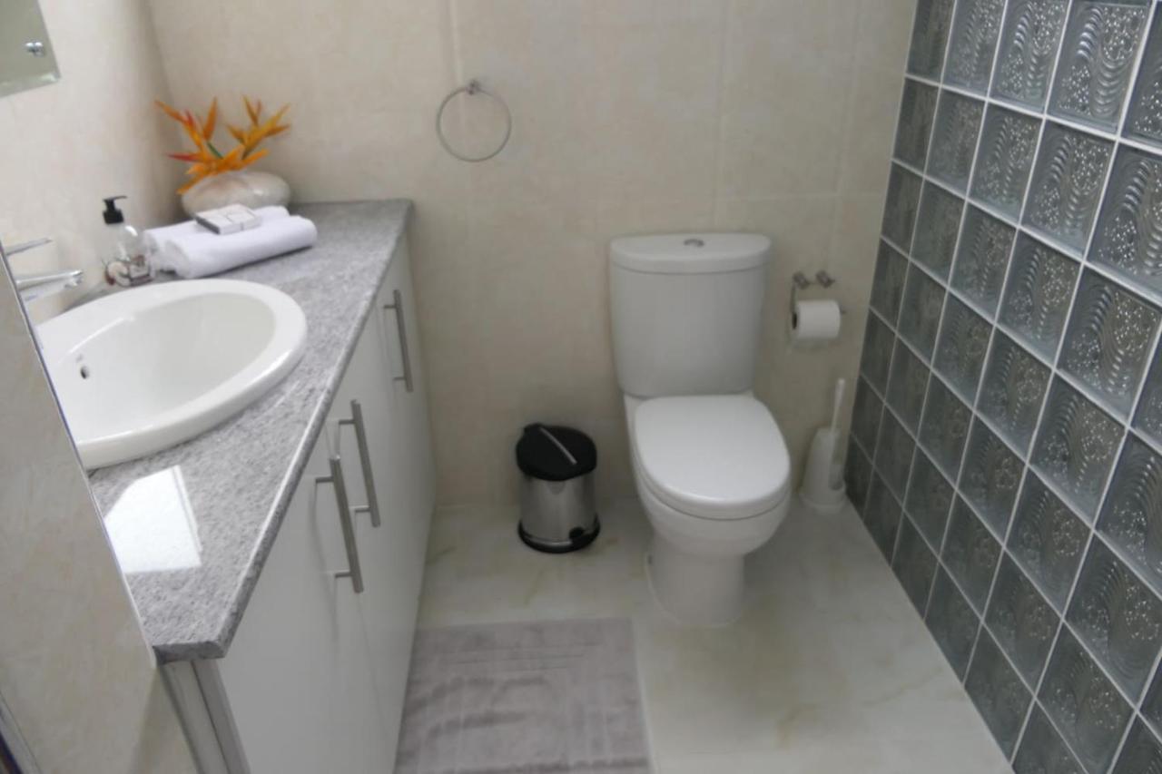 빅토리아 Tropical Garden Self Catering 빌라 외부 사진