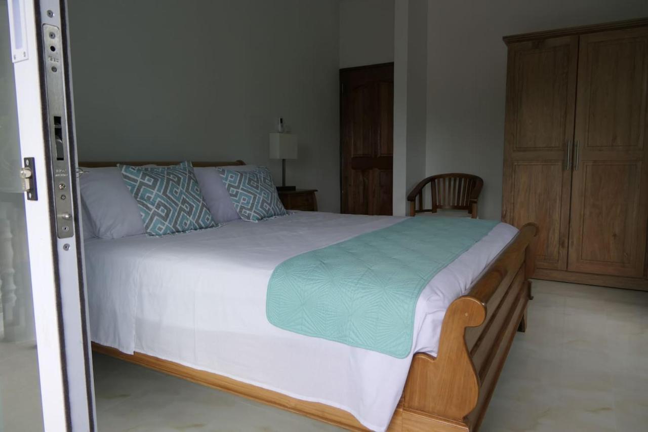 빅토리아 Tropical Garden Self Catering 빌라 외부 사진